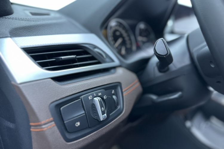 Used BMW X2 2021 Restyled sDrive25i Midnight Edition Interior 4