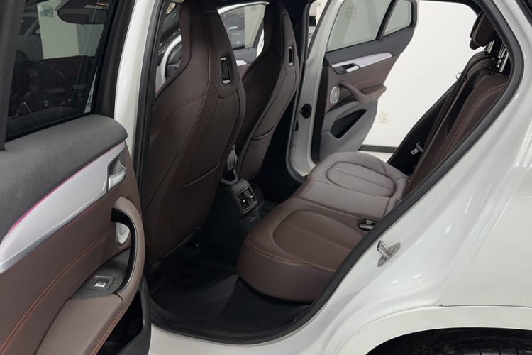 Used BMW X2 2021 Restyled sDrive25i Midnight Edition Interior 4