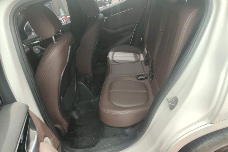 Used BMW X2 2021 sDrive25i Leading Model M Sport Package Interior 4