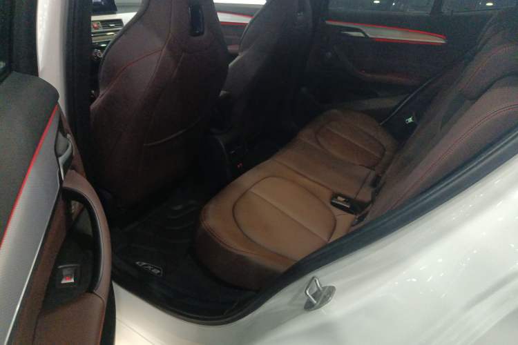 Used BMW X2 2021 sDrive25i Midnight Edition Interior 4
