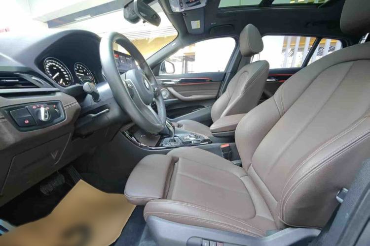 Used BMW X2 2021 sDrive25i Leading Model M Sport Package Interior 4