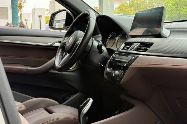 Used BMW X2 2021 Restyled sDrive25i Sharp Edition Interior 4