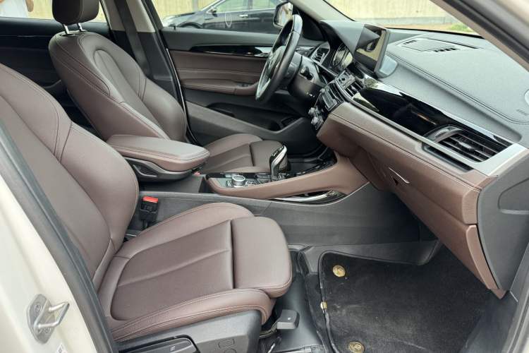 Used BMW X2 2021 Restyled sDrive25i M Sport Package Interior 5