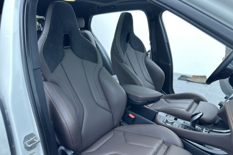 Used BMW X2 2021 Restyled sDrive25i Midnight Edition Interior 7