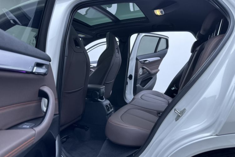 Used BMW X2 2021 Restyled sDrive25i Midnight Edition Interior 8