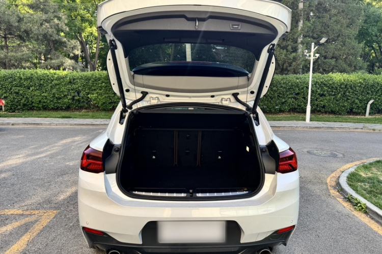 Used BMW X2 2021 Restyled sDrive25i M Sport Package Interior 9