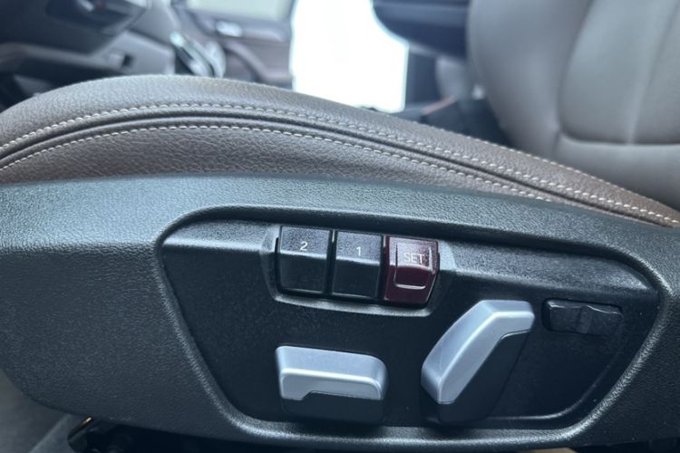 Used BMW X2 2021 sDrive25i Leading Model M Sport Package Interior 9