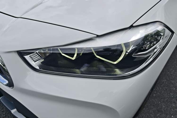 Used BMW X2 2021 sDrive25i Leading Model M Off-Road Package Left Front Headlight