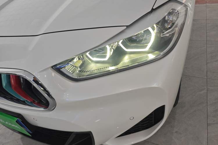 Used BMW X2 2021 sDrive25i Luxury Model with M Sport Package Left Front Headlight
