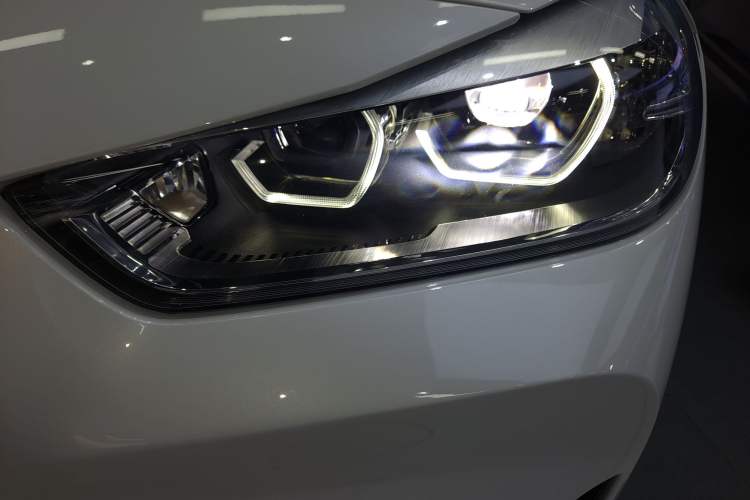 Used BMW X2 2021 sDrive25i Midnight Edition Left Front Headlight