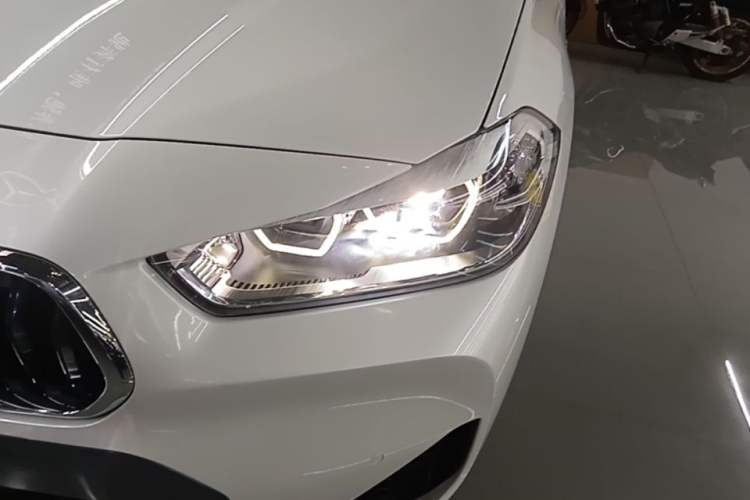 Used BMW X2 2021 sDrive25i Leading Model M Off-Road Package Left Front Headlight