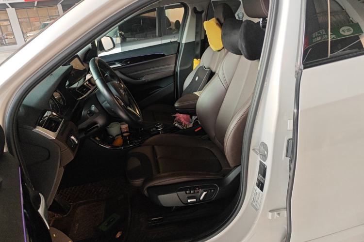 Used BMW X2 2021 sDrive25i M Sport Package Left Front Seat