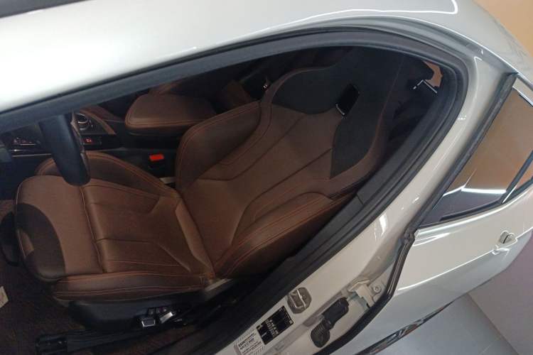 Used BMW X2 2021 Restyled sDrive25i Sharp Edition Left Front Seat