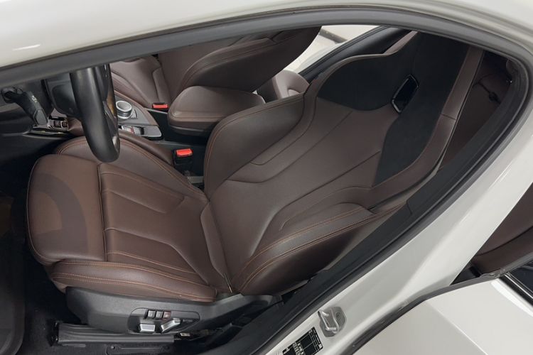 Used BMW X2 2021 Restyled sDrive25i Midnight Edition Left Front Seat
