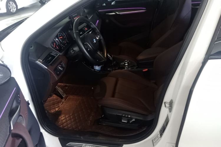 Used BMW X2 2021 xDrive25i Midnight Edition Left Front Seat