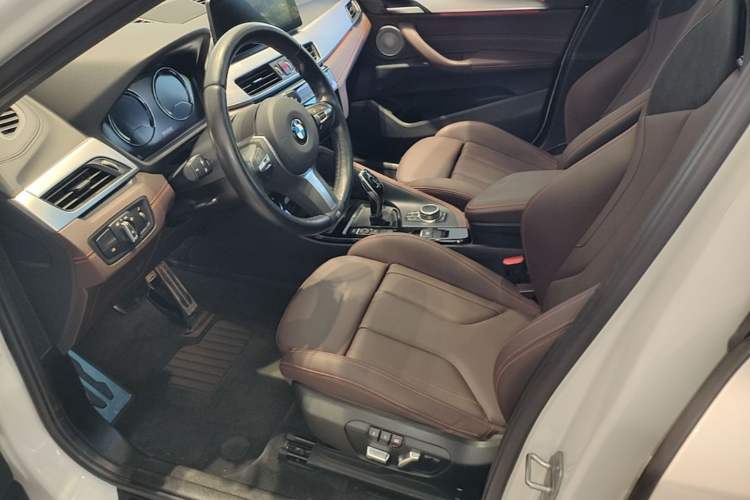 Used BMW X2 2021 Restyled sDrive25i Midnight Edition Left Front Seat