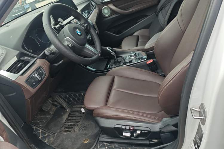 Used BMW X2 2021 sDrive25i M Sport Package Left Front Seat