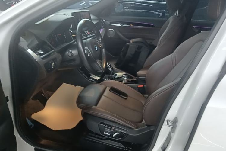 Used BMW X2 2021 sDrive25i Leading Model M Off-Road Package Left Front Seat