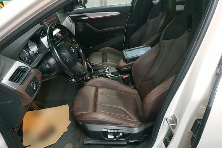 Used BMW X2 2021 Restyled sDrive25i Midnight Edition Left Front Seat