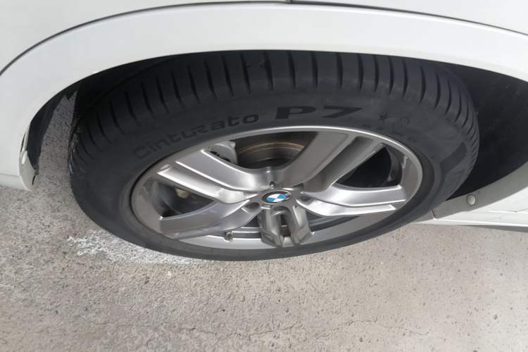 Used BMW X2 2021 Restyled sDrive25i M Sport Package Left Front Wheel Hub