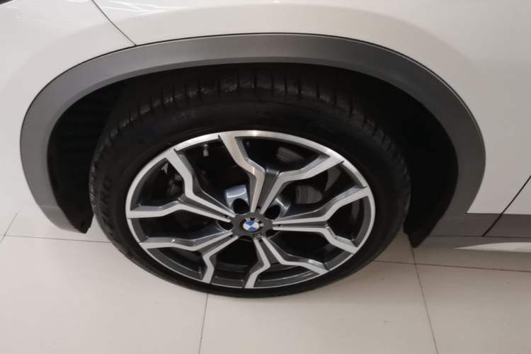 Used BMW X2 2021 sDrive25i Luxury M Sport Package Left Front Wheel Hub