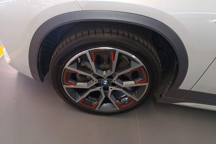 Used BMW X2 2021 Restyled sDrive25i Sharp Edition Left Front Wheel Hub