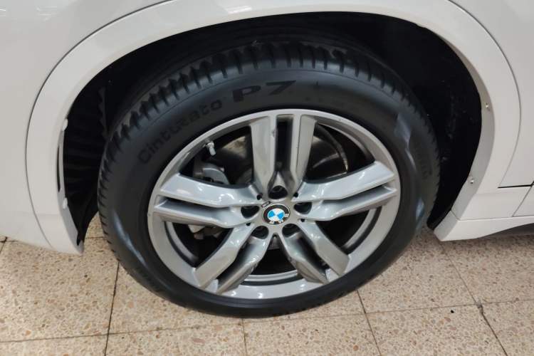 Used BMW X2 2021 sDrive25i M Sport Package Left Front Wheel Hub