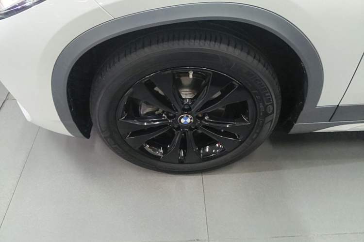 Used BMW X2 2021 sDrive20i M Sport Package Left Front Wheel Hub