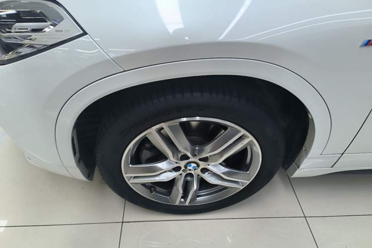 Used BMW X2 2021 sDrive25i Leading Model M Sport Package Left Front Wheel Hub