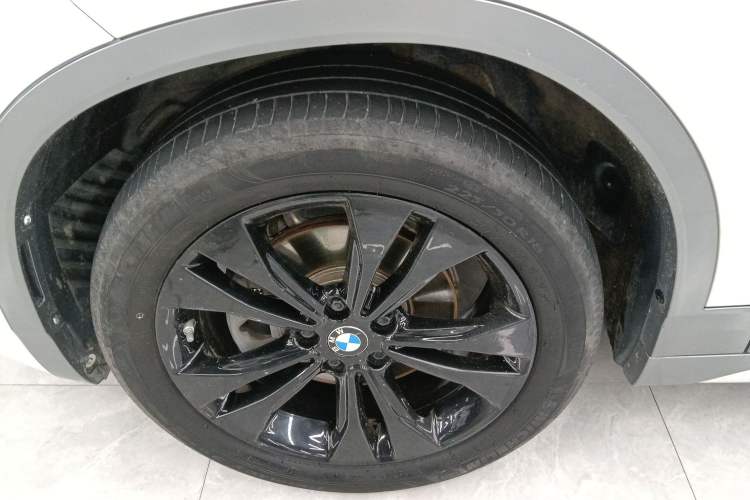 Used BMW X2 2021 sDrive20i M Sport Package Left Front Wheel Hub