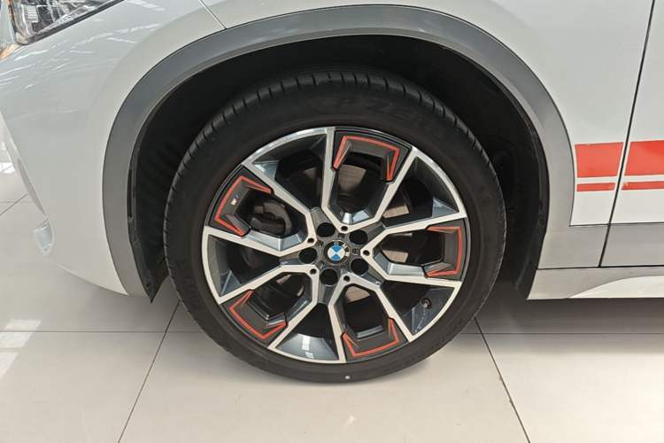 Used BMW X2 2021 Restyled sDrive25i Sharp Edition Left Front Wheel Hub