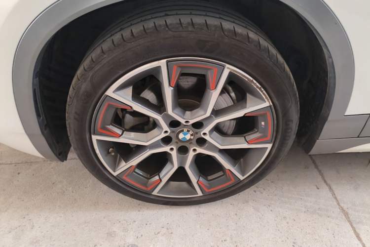 Used BMW X2 2021 Restyled sDrive25i Sharp Edition Left Front Wheel Hub