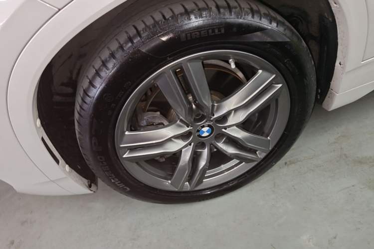 Used BMW X2 2021 sDrive25i Leading Model M Sport Package Left Front Wheel Hub
