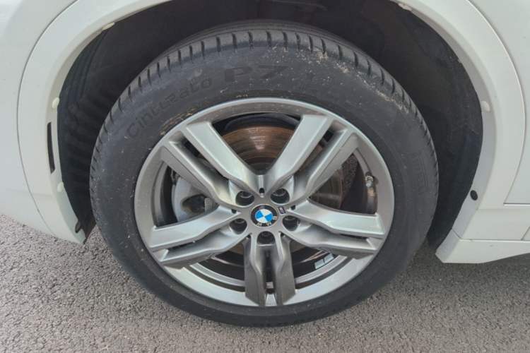 Used BMW X2 2021 sDrive25i M Sport Package Left Front Wheel Hub