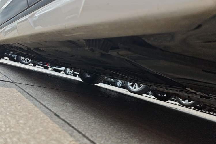 Used BMW X2 2021 sDrive25i Leading Model M Off-Road Package Left Side Sill