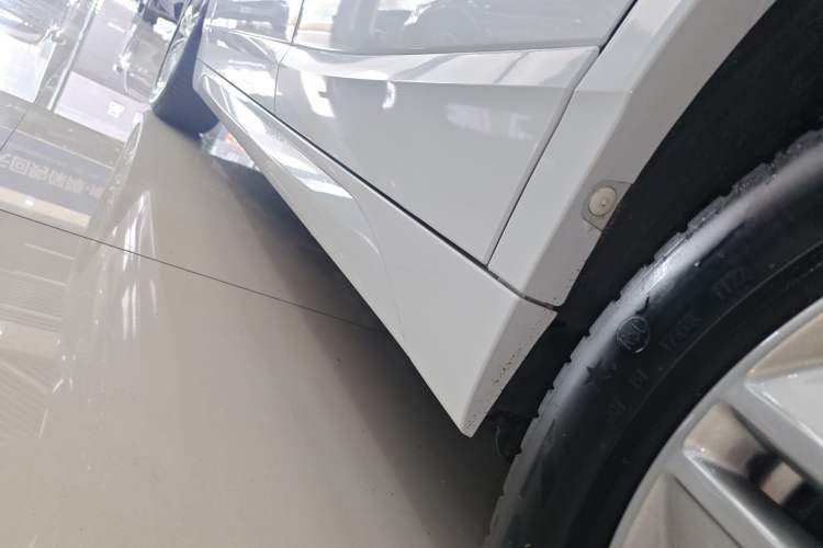 Used BMW X2 2021 Restyled sDrive25i M Sport Package Left Side Sill