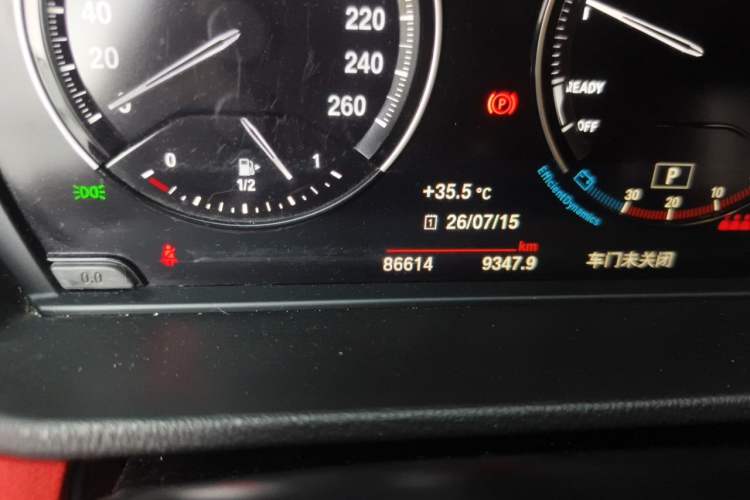 Used BMW X2 2021 sDrive25i Midnight Edition Odometer Close Up