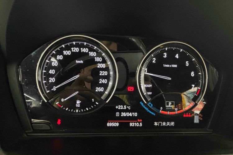 Used BMW X2 2021 sDrive25i Leading Model M Off-Road Package Odometer Close Up
