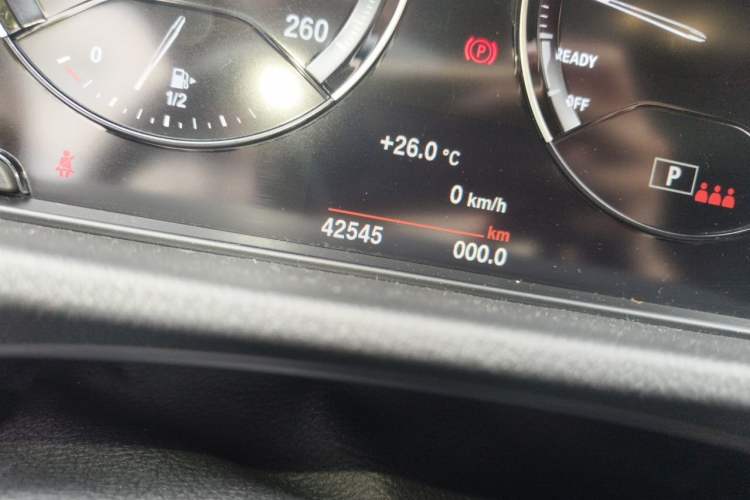 Used BMW X2 2021 sDrive25i M Sport Package Odometer Close Up