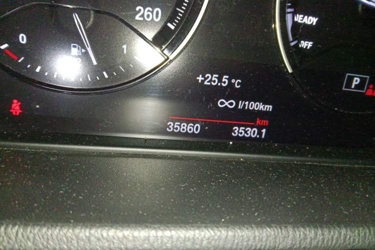 Used BMW X2 2021 Restyled sDrive25i Midnight Edition Odometer Close Up