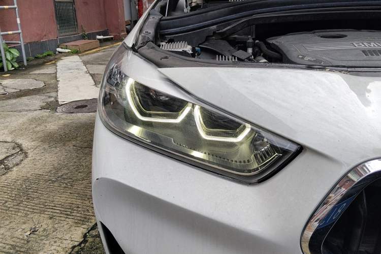 Used BMW X2 2021 sDrive25i Midnight Edition Right Front Headlight