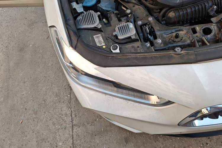 Used BMW X2 2021 sDrive25i Leading Model M Sport Package Right Front Headlight