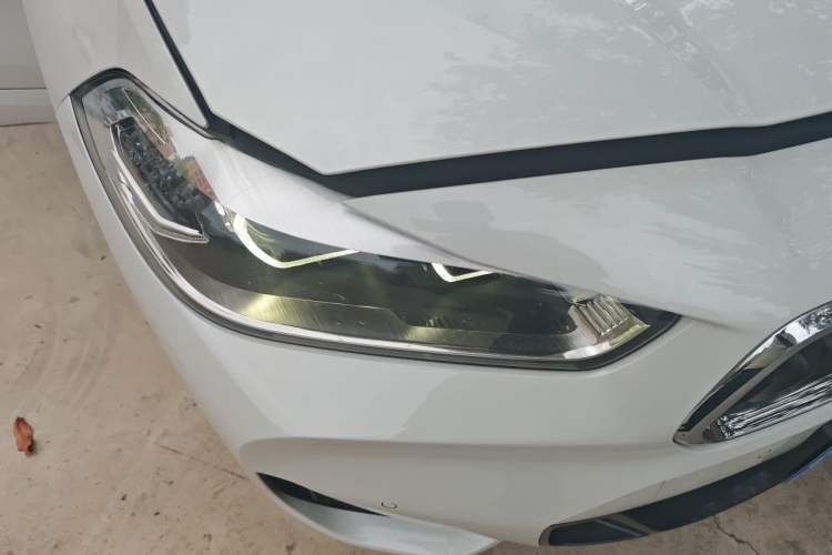 Used BMW X2 2021 Restyled sDrive25i M Sport Package Right Front Headlight