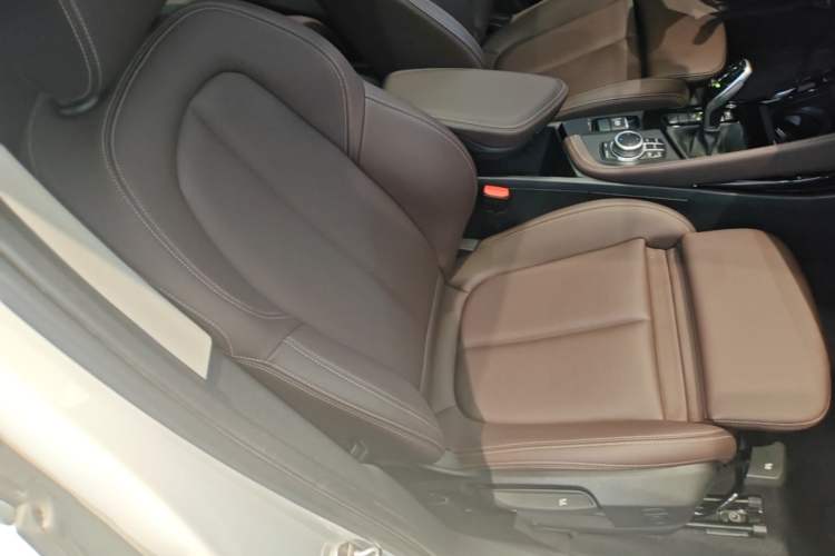 Used BMW X2 2021 sDrive25i M Sport Package Right Front Seat