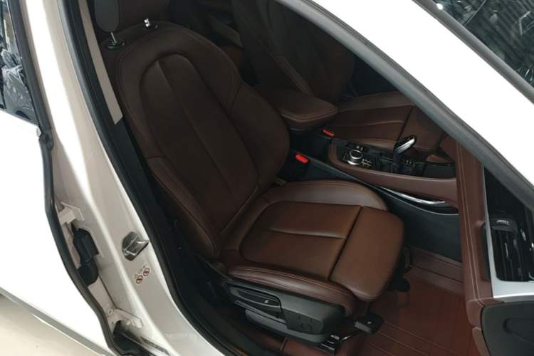 Used BMW X2 2021 Restyled sDrive25i M Sport Package Right Front Seat