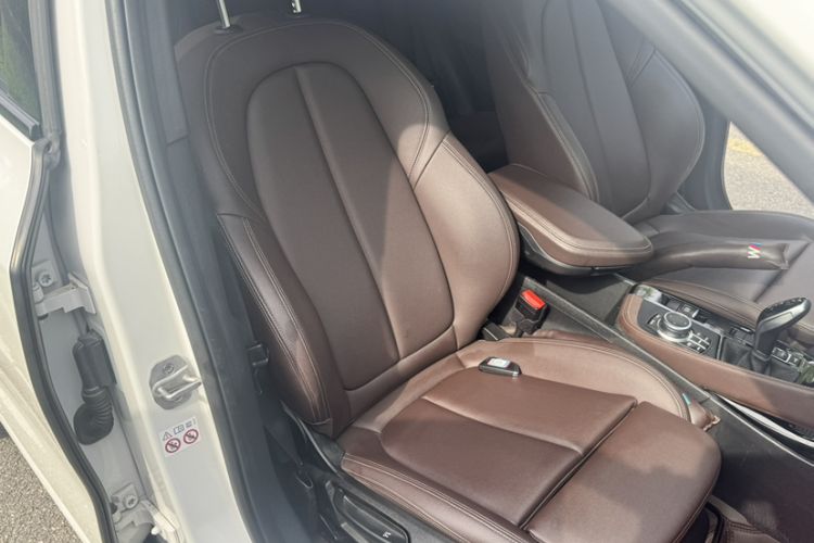 Used BMW X2 2021 sDrive25i Leading Model M Sport Package Right Front Seat
