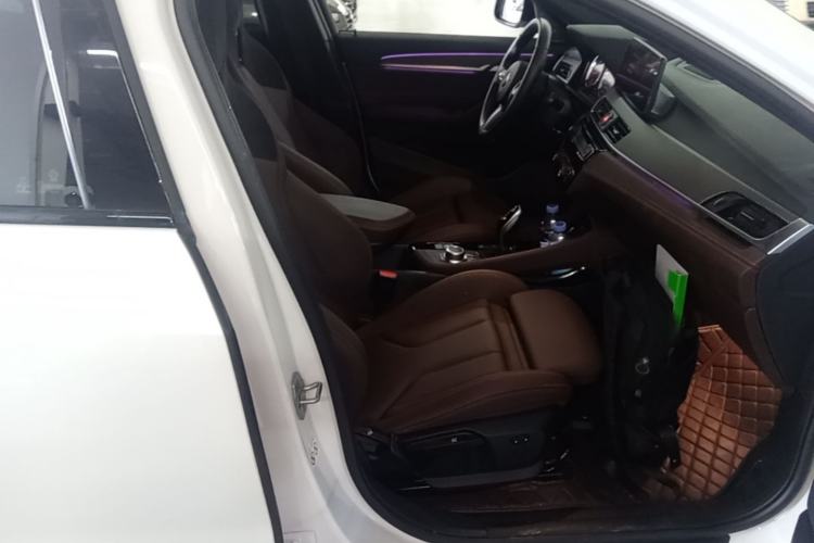 Used BMW X2 2021 xDrive25i Midnight Edition Right Front Seat