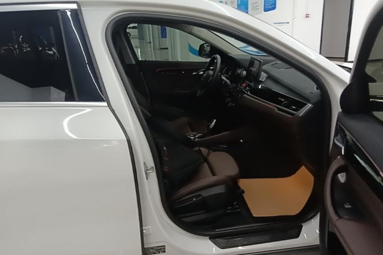 Used BMW X2 2021 sDrive20i M Sport Package Right Front Seat