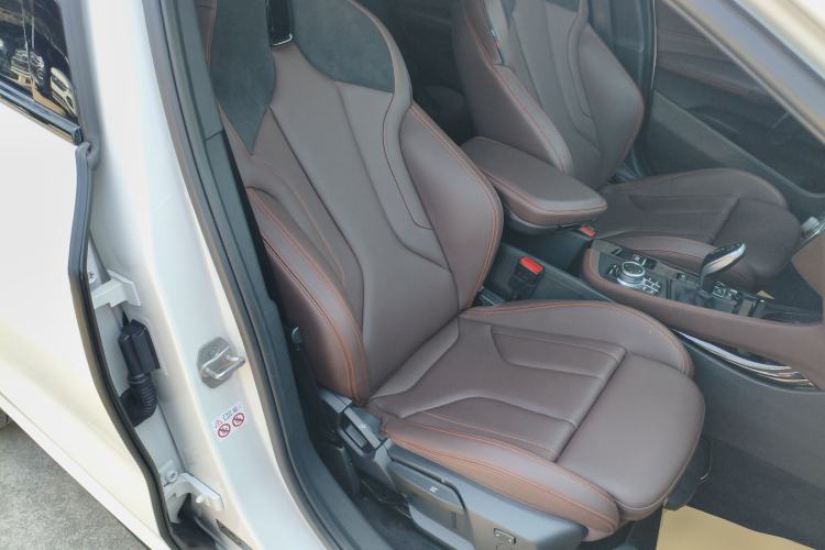 Used BMW X2 2021 Updated xDrive25i Midnight Edition Right Front Seat