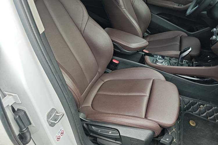 Used BMW X2 2021 sDrive25i M Sport Package Right Front Seat